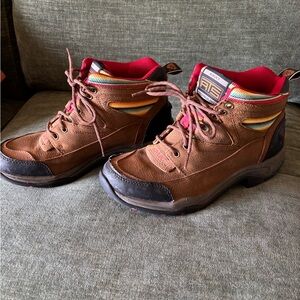 Ariat Ladies Walnut and Serape Terrain Boot (size 8)